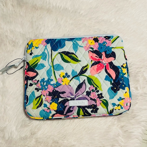 Vera Bradley iPad / tablet case NWOT - Picture 1 of 9